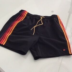 Aveator nationBlack Shorts with Multicolor Stripes